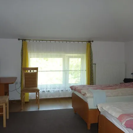 홈스테이 Na Zdrowiu 우치