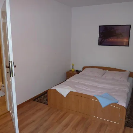 Na Zdrowiu Quarto em Acomodações Particulares Łódź