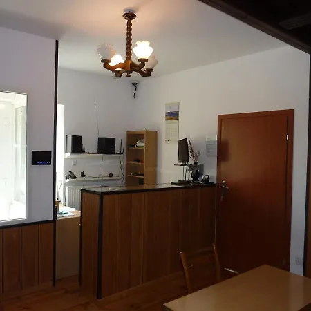 홈스테이 Na Zdrowiu 우치